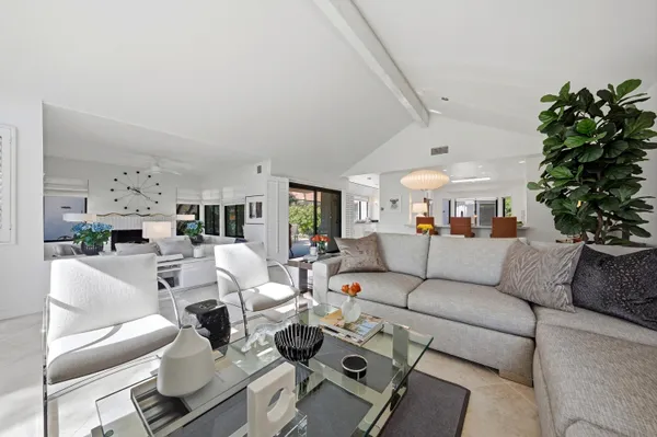 $719,900 | 22 Acapulco Drive, Palm Desert, CA 92260