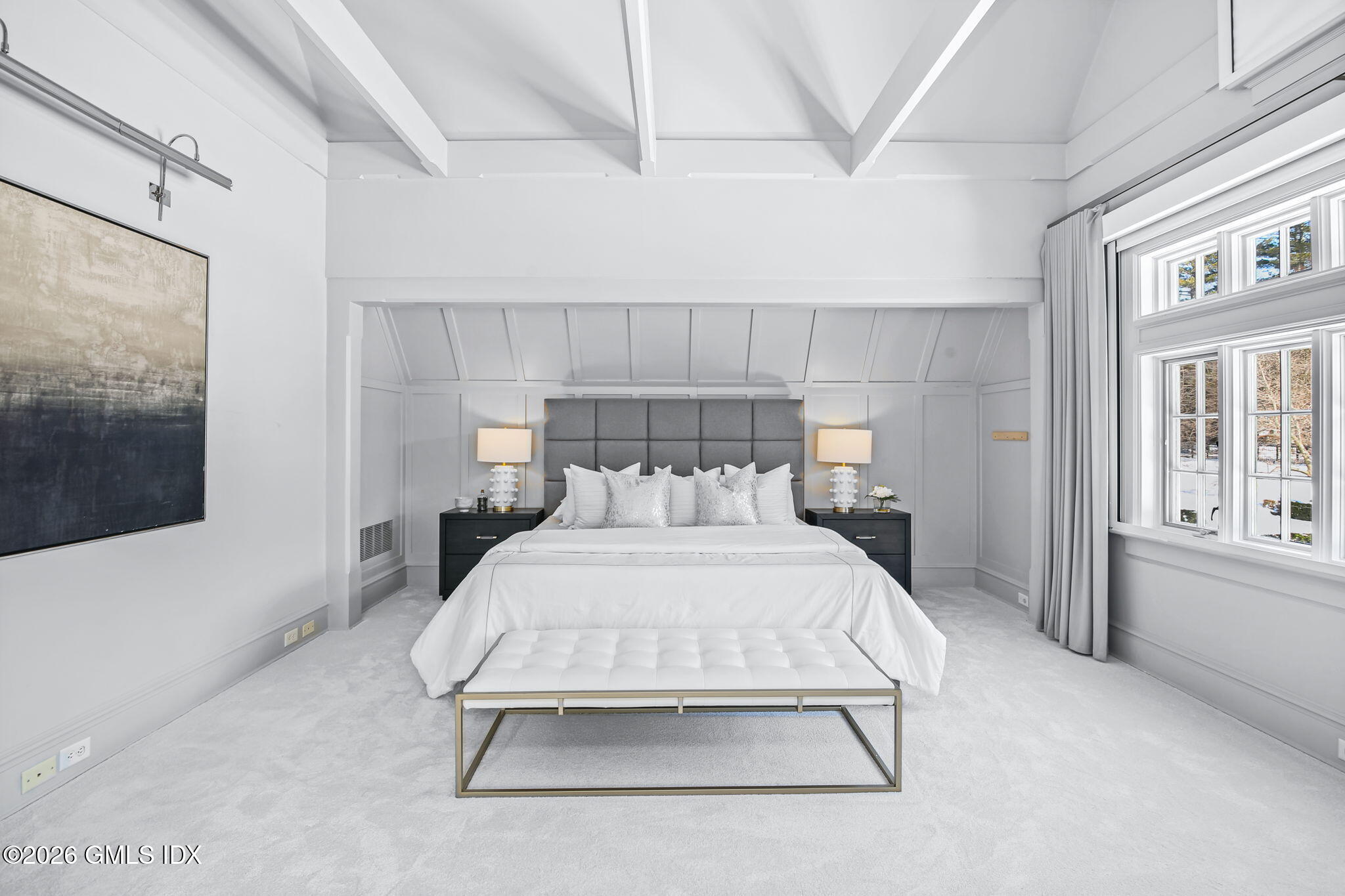 164 Round Hill Road Greenwich, CT 06831 - Photo 24 of 67 Primary Bedroom