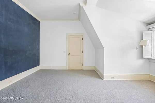 $15,600,000 | 164 Round Hill Road, Greenwich, CT 06831