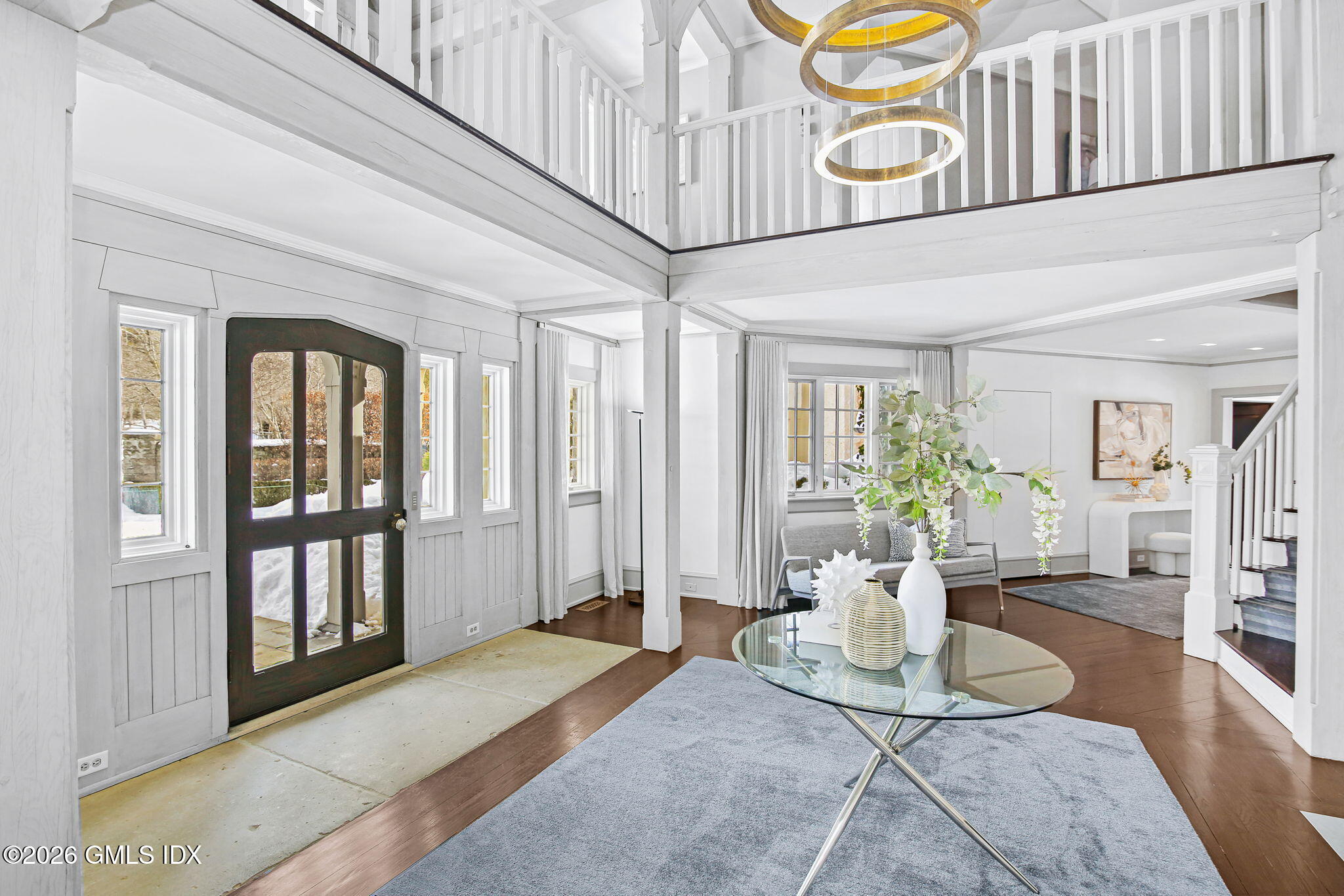 164 Round Hill Road Greenwich, CT 06831 - Photo 4 of 67 Foyer