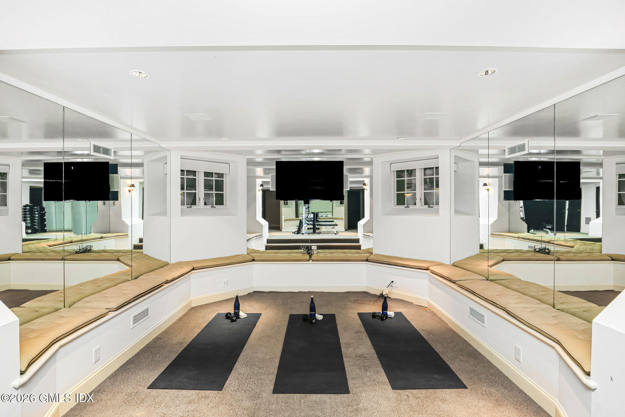 164 Round Hill Road Greenwich, CT 06831 - Photo 45 of 67 LL - Gym