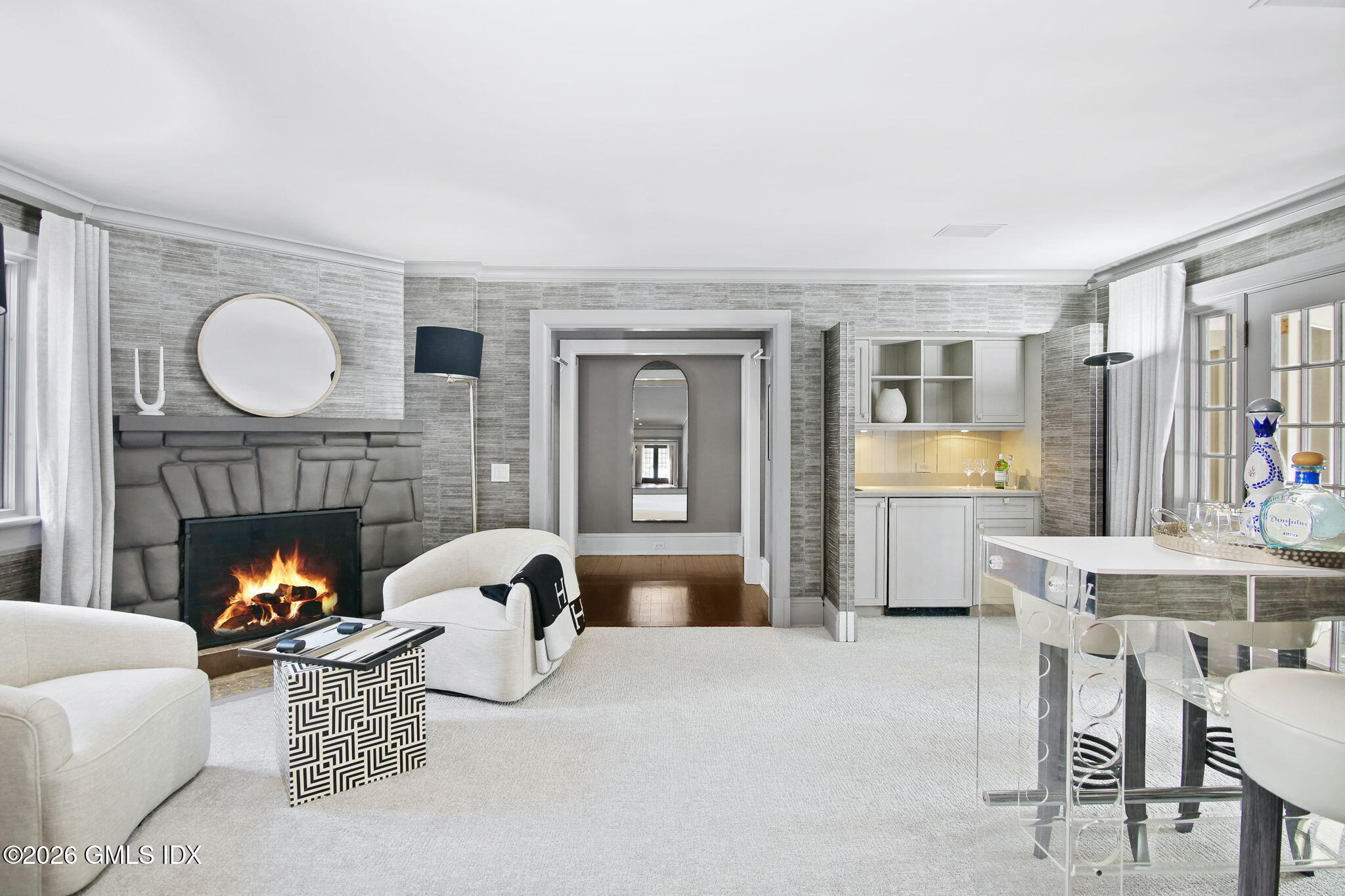 164 Round Hill Road Greenwich, CT 06831 - Photo 5 of 67 Den