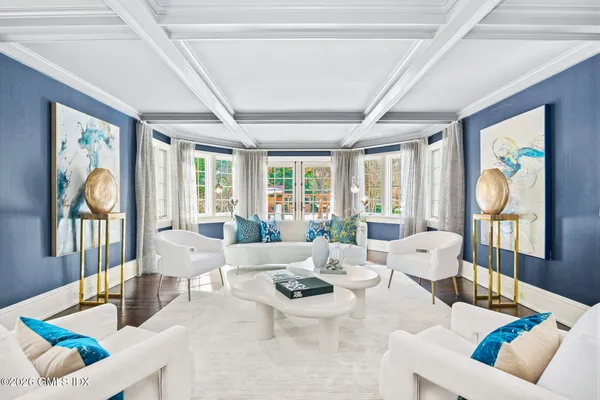 $15,600,000 | 164 Round Hill Road, Greenwich, CT 06831