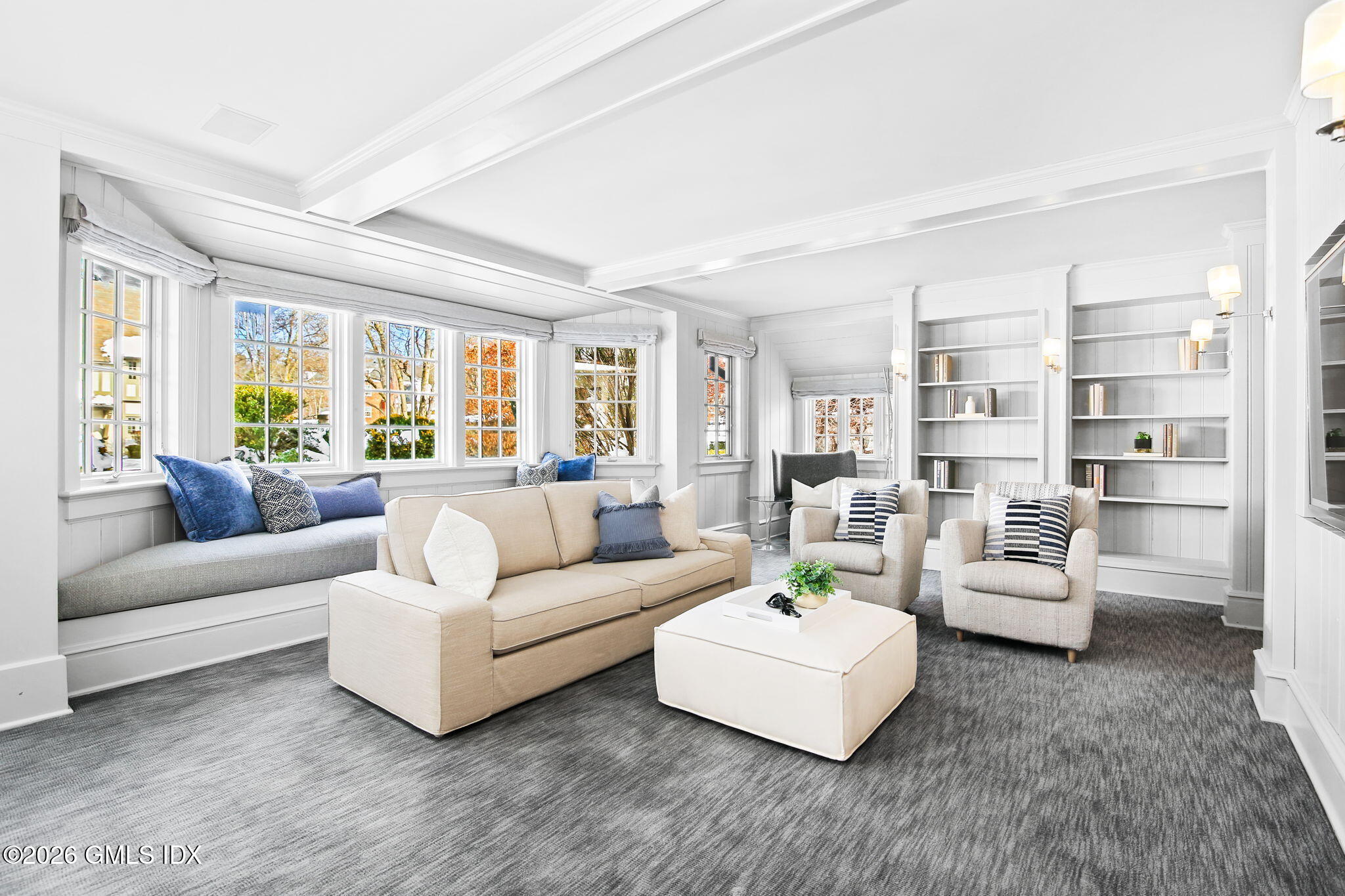 164 Round Hill Road Greenwich, CT 06831 - Photo 8 of 67 Family Room