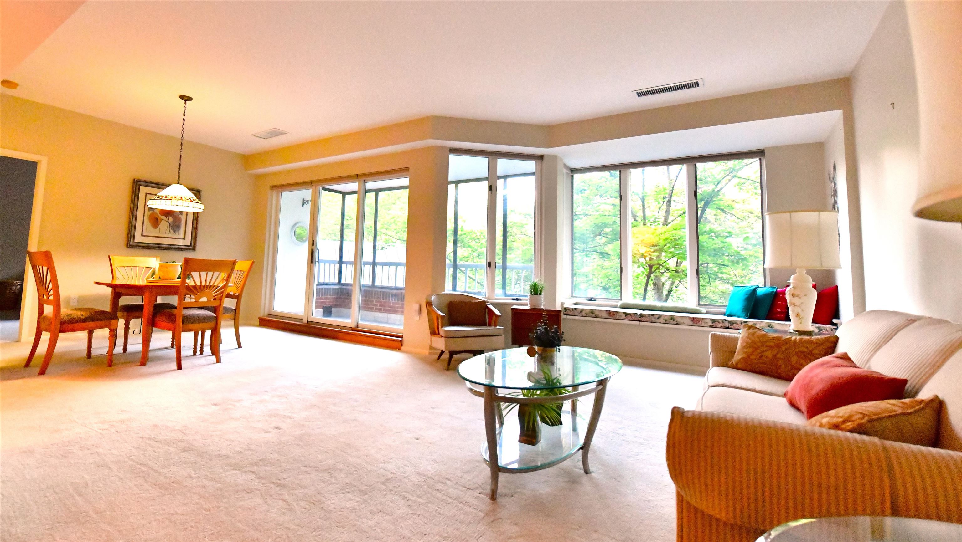 300 North River Road, Unit 208 Manchester, NH 03104 - Photo 21 of 24 Gallery Image 21