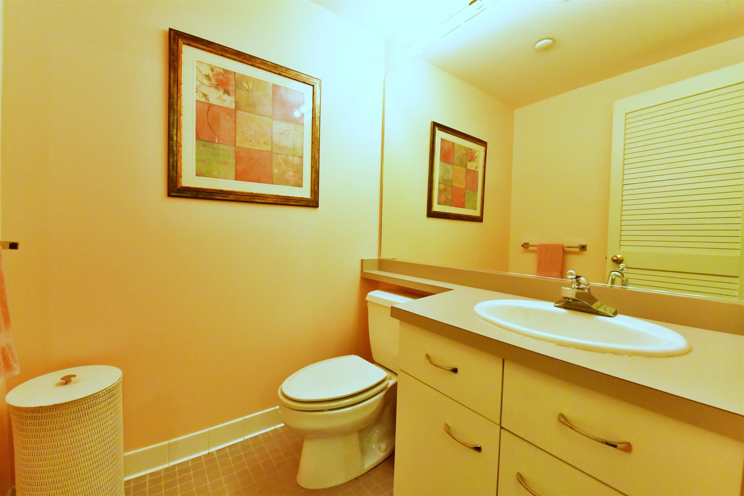 300 North River Road, Unit 208 Manchester, NH 03104 - Photo 10 of 24 Gallery Image 10