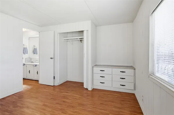 $1,200 | 1329 Fox Hollow Court, Pelican Bay, TX 76020