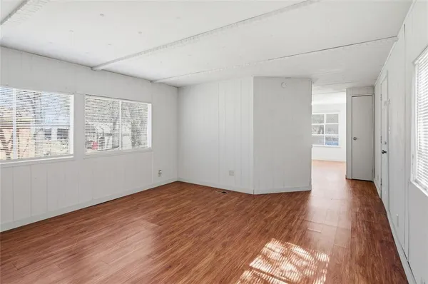 $1,200 | 1329 Fox Hollow Court, Pelican Bay, TX 76020