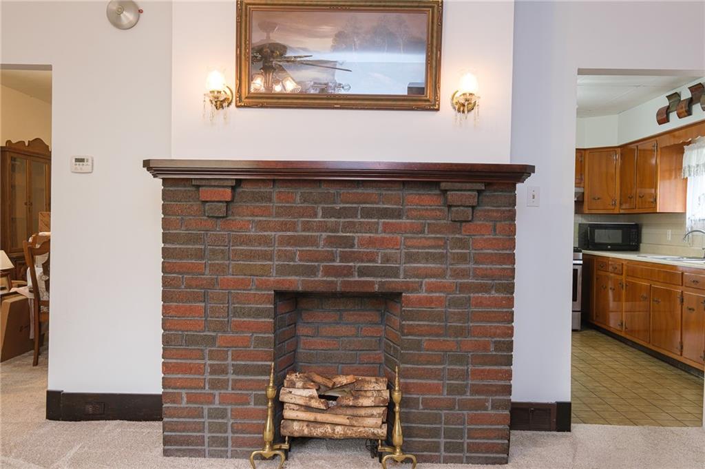 237 Friday Road Pittsburgh, PA 15209 - Photo 5 of 12 Gallery Image 5
