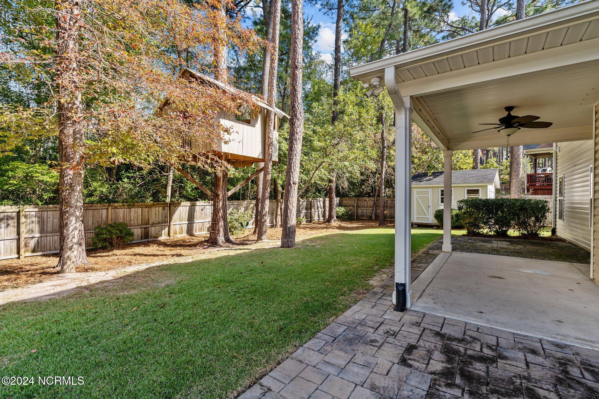 634 Longleaf Road Aberdeen, NC 28315 - Photo 39 of 52 Back Patio