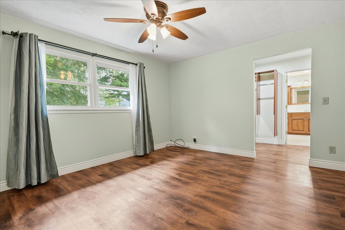 514 Fletcher Street Roanoke, IL 61561 - Photo 20 of 40