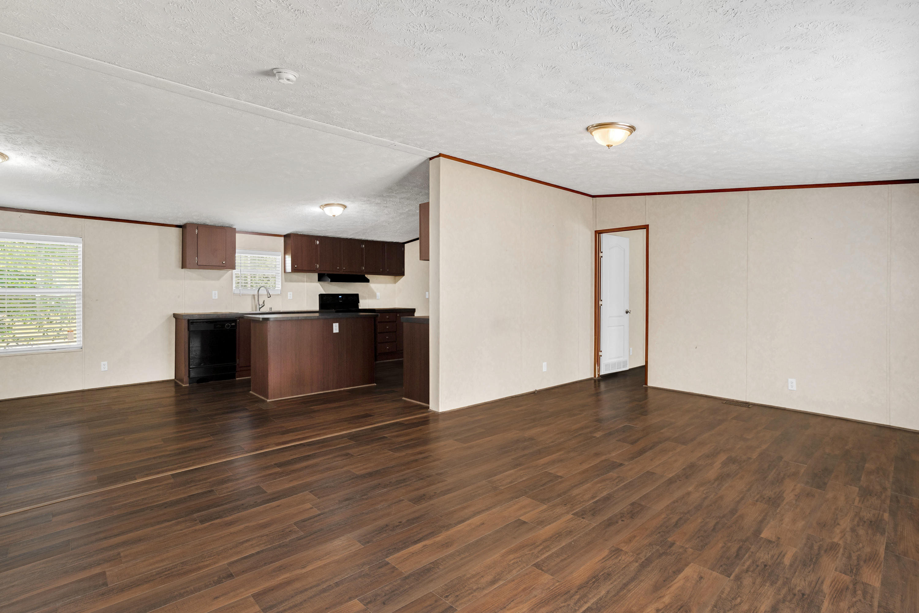 473 Beidler Forest Road Dorchester, SC 29437 - Photo 11 of 21 living room 3