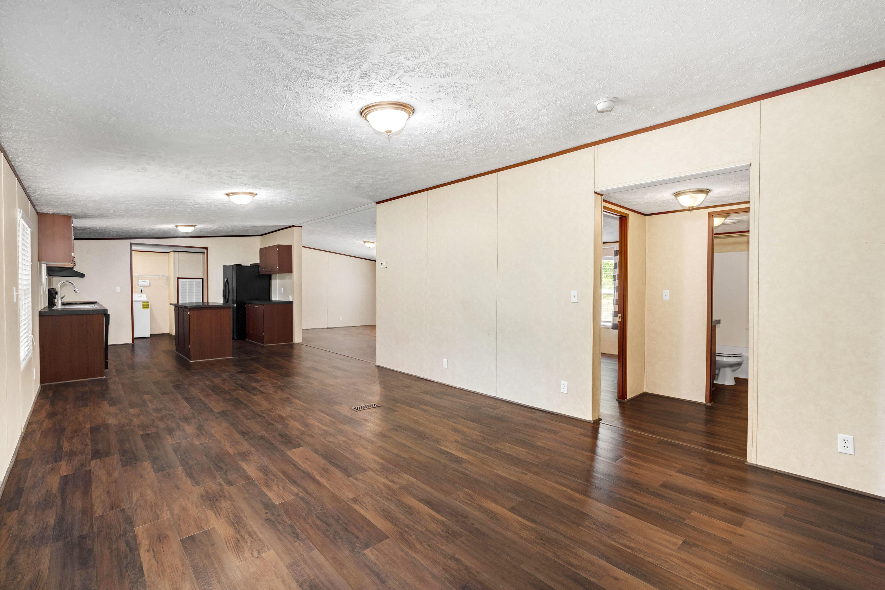 473 Beidler Forest Road Dorchester, SC 29437 - Photo 13 of 21 family room 2