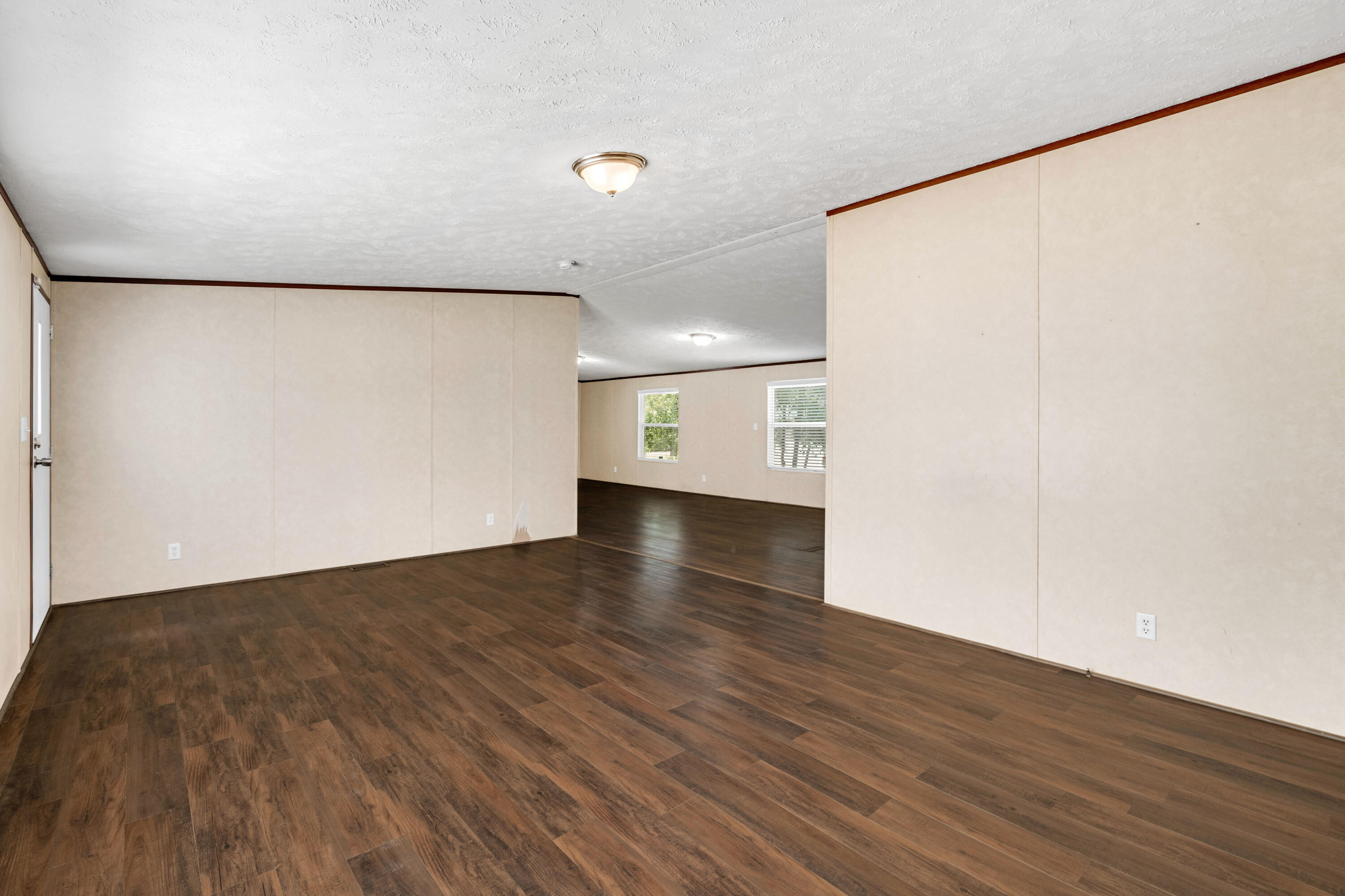 473 Beidler Forest Road Dorchester, SC 29437 - Photo 10 of 21 lkiving room 2