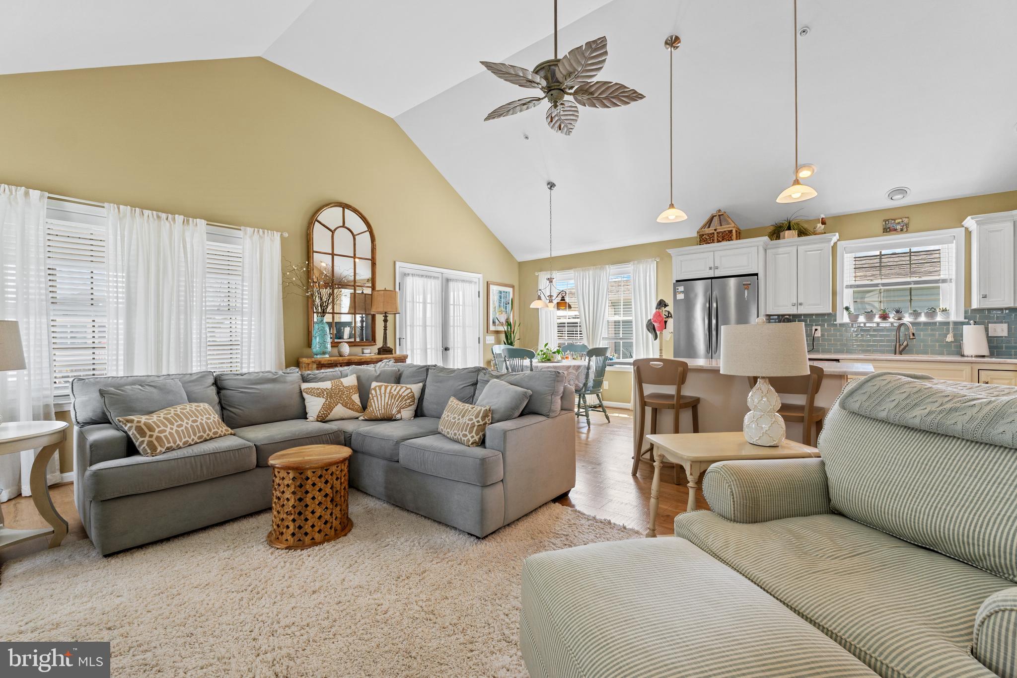 197 Clamshell Road Ocean City, MD 21842 - Photo 11 of 78 Living Area