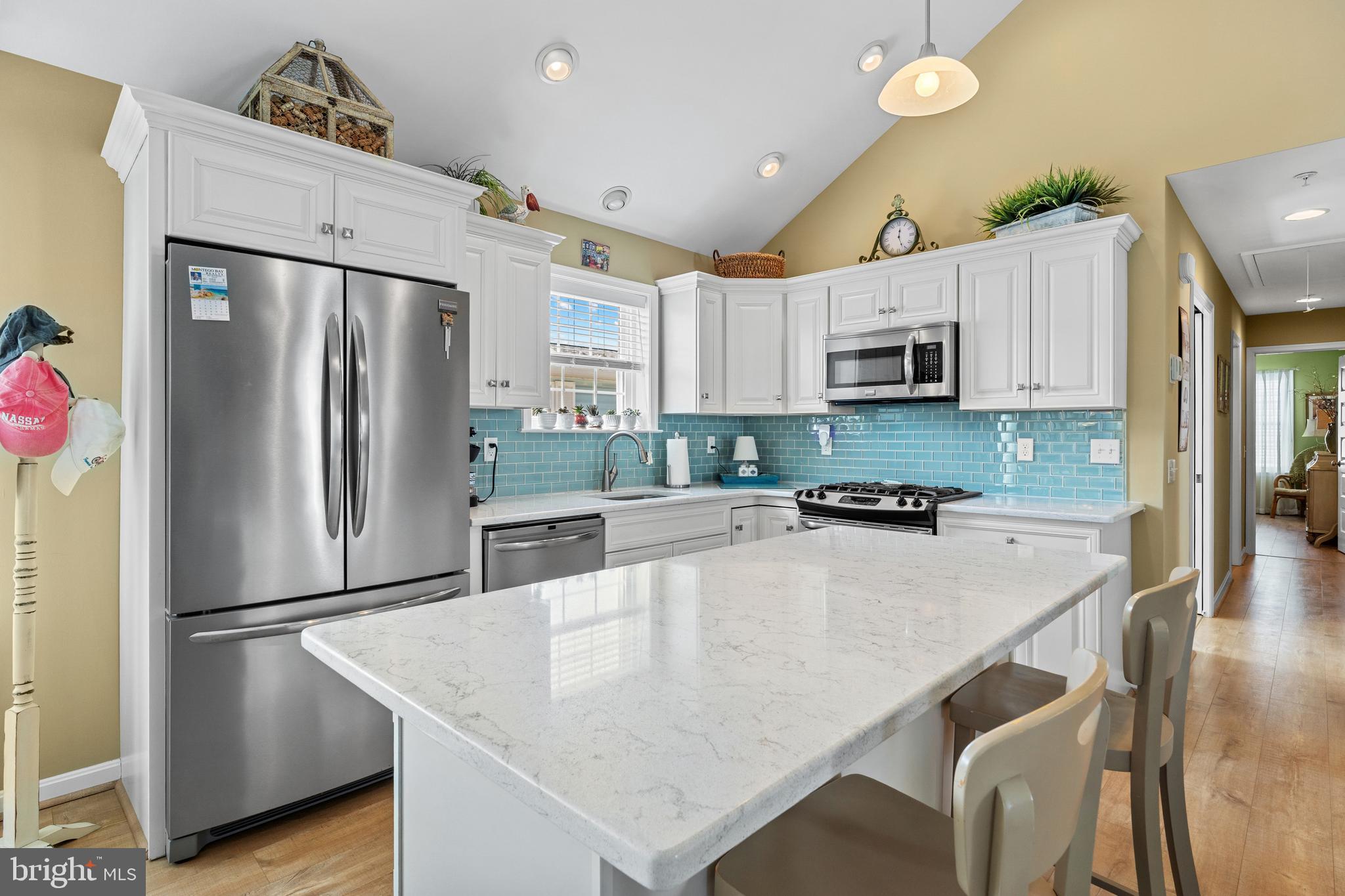 197 Clamshell Road Ocean City, MD 21842 - Photo 22 of 78 Large Kitchen Island