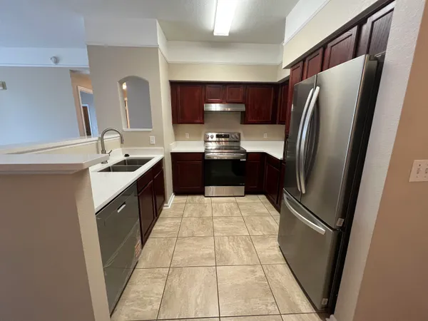 $203,900 | 2801 Chancellorsville Drive, Unit 908, Tallahassee, FL 32312