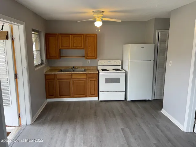 $1,000 | 2095 Pineapple Avenue, Unit 5, Melbourne, FL 32935