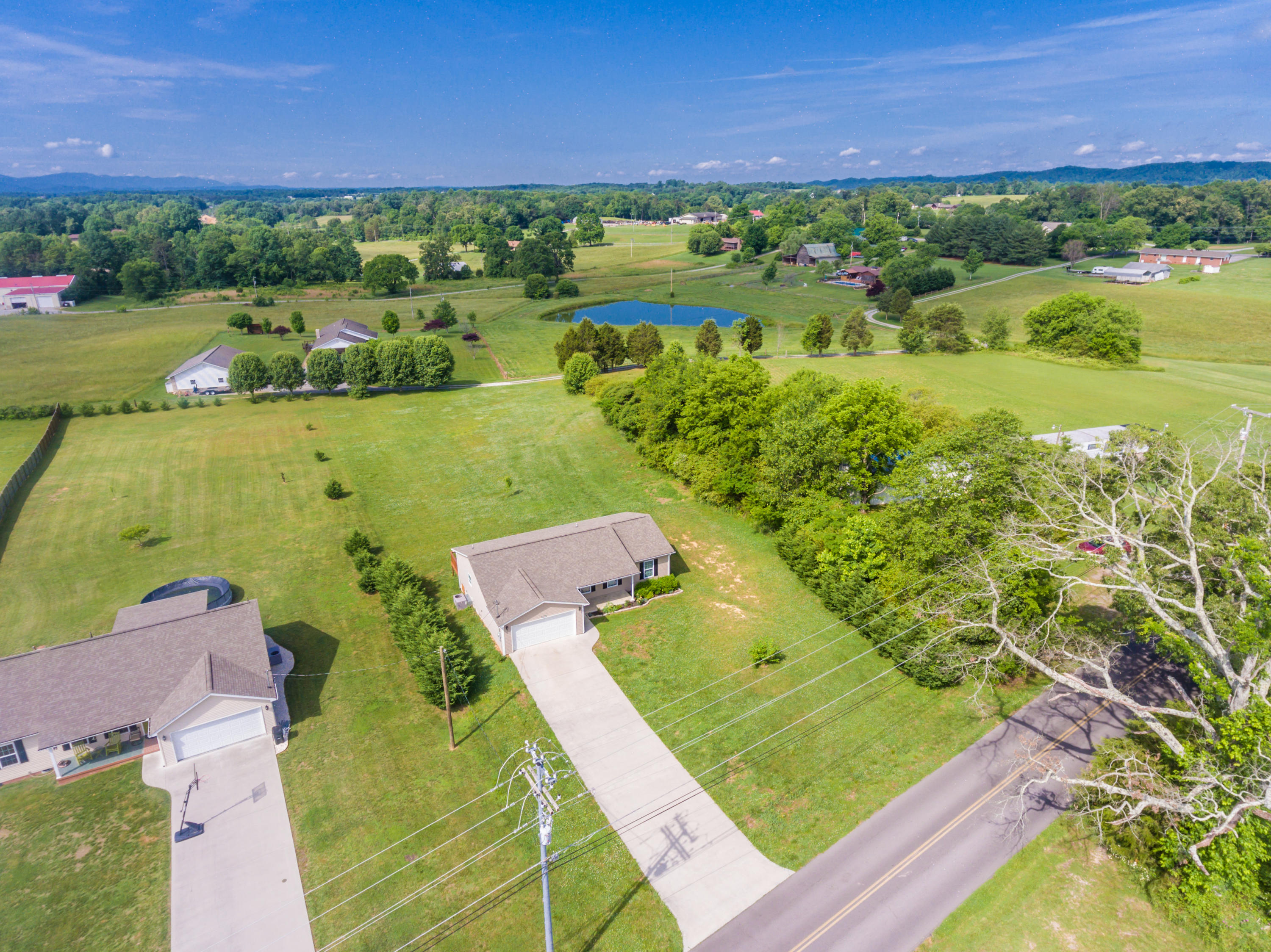 205 Keener Road Seymour, TN 37865 - Photo 12 of 40 205KeenerRd-33