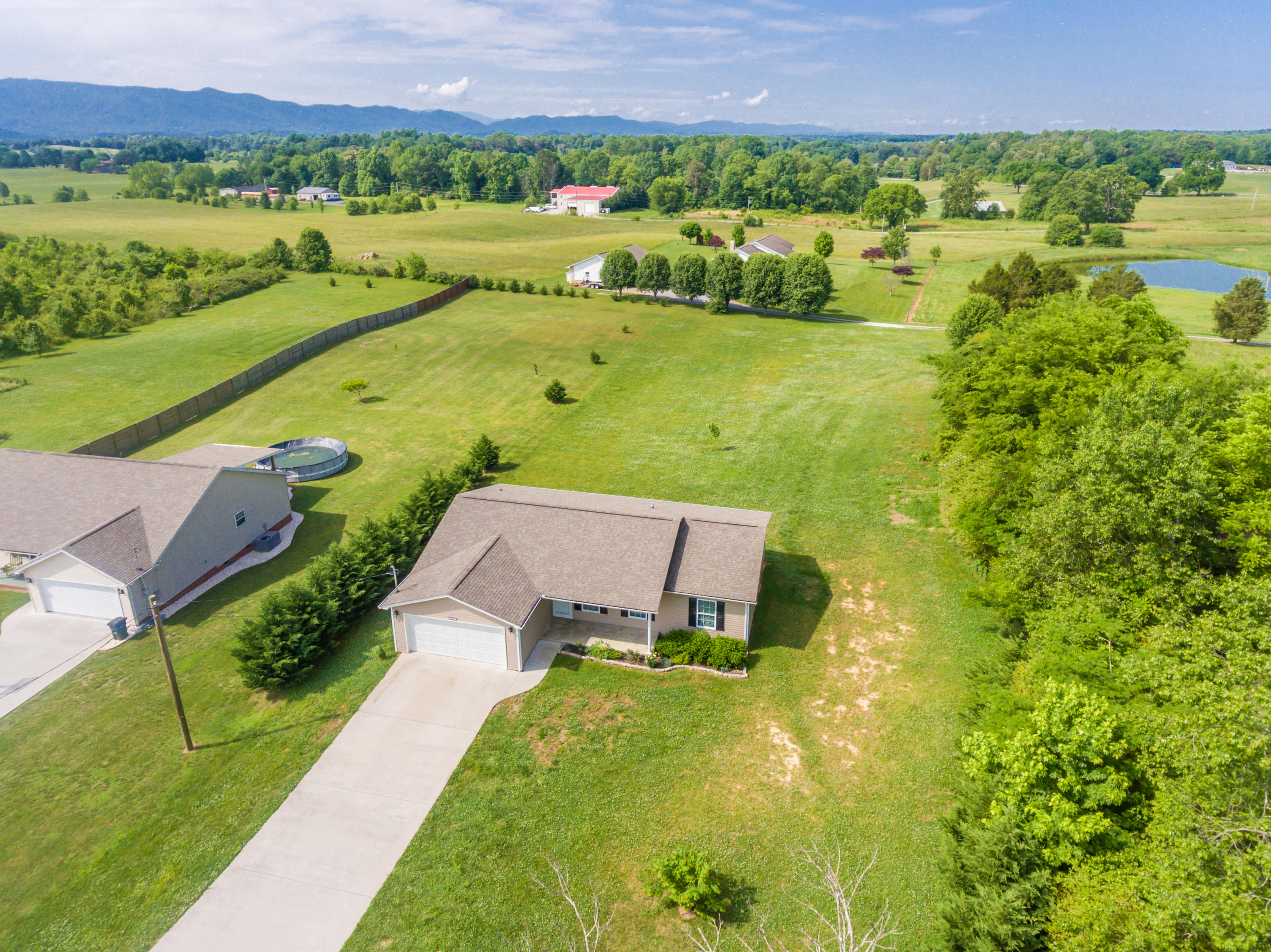205 Keener Road Seymour, TN 37865 - Photo 18 of 40 205KeenerRd-39
