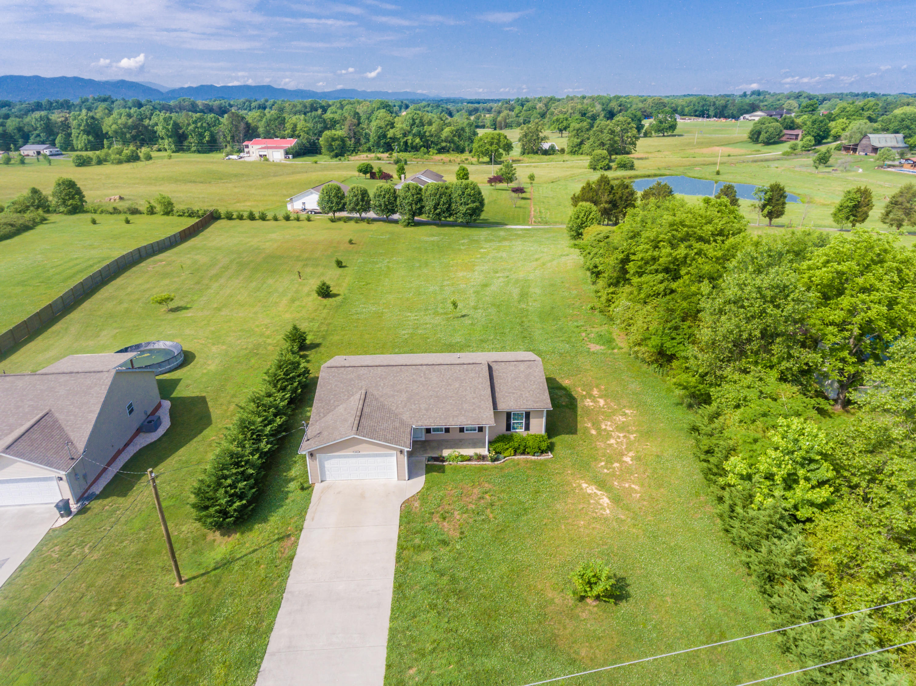 205 Keener Road Seymour, TN 37865 - Photo 19 of 40 205KeenerRd-40