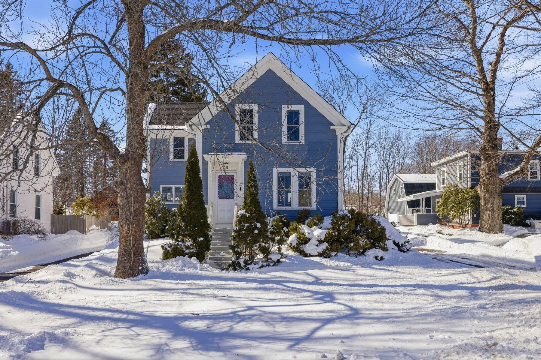 333 Main Street Eliot, ME 03903 - Photo 1 of 28 033_seacoastrephoto-33_384