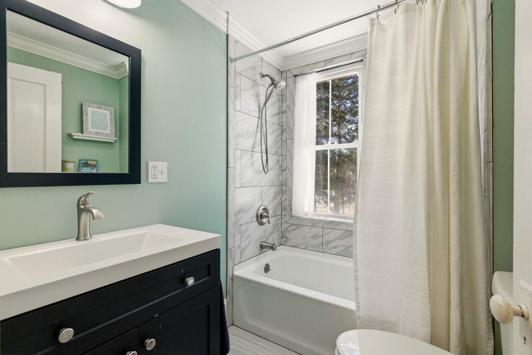 333 Main Street Eliot, ME 03903 - Photo 19 of 28 010_seacoastrephoto-10_120