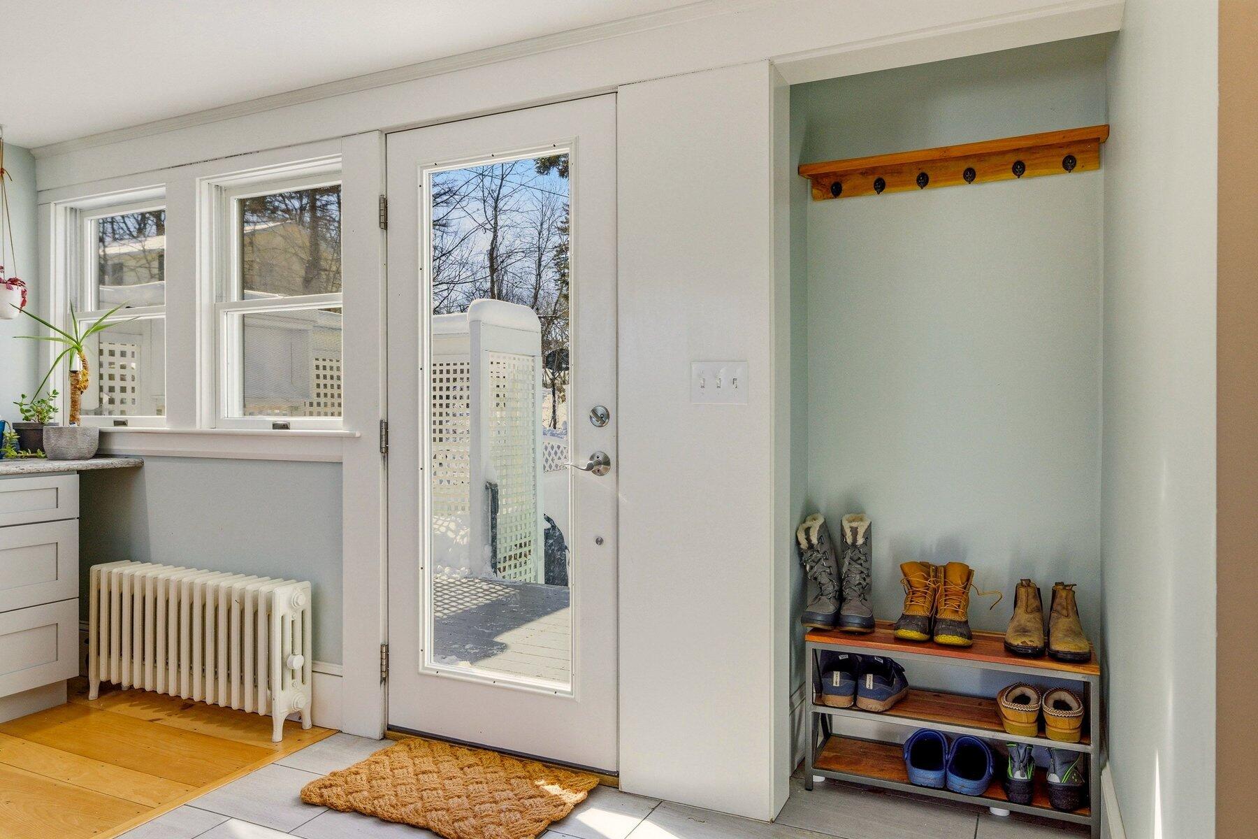 333 Main Street Eliot, ME 03903 - Photo 3 of 28 020_seacoastrephoto-20_630