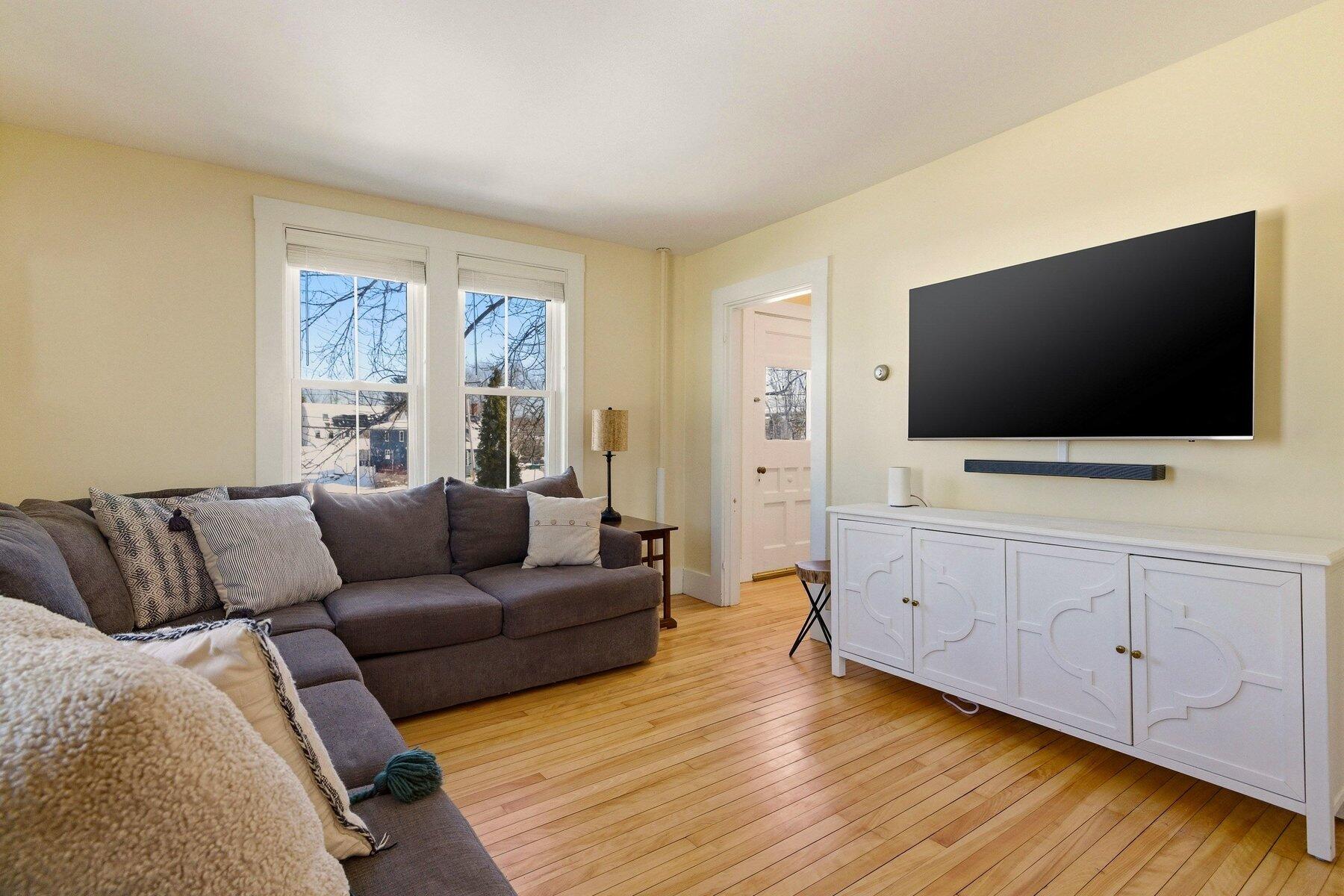 333 Main Street Eliot, ME 03903 - Photo 10 of 28 015_seacoastrephoto-15_655