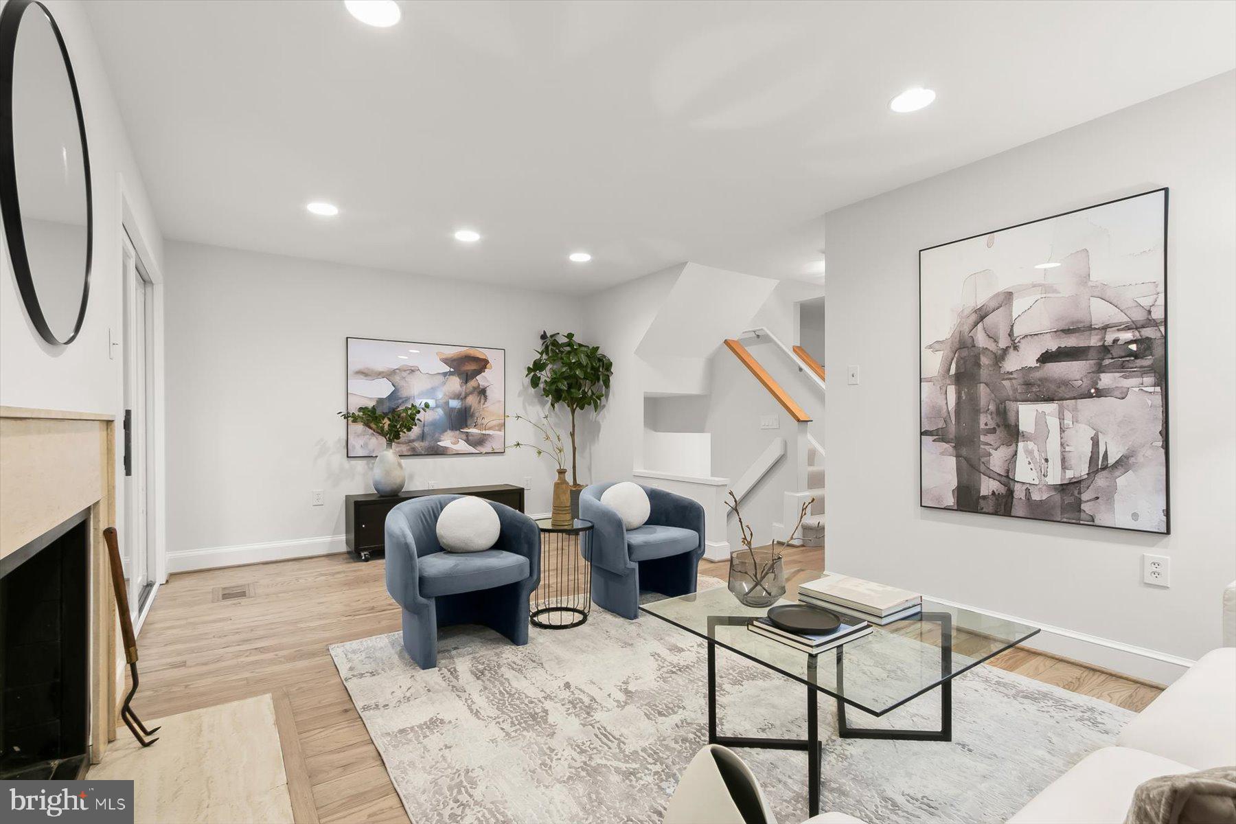 4297 Embassy Park Drive Northwest Washington, DC 20016 - Photo 11 of 40