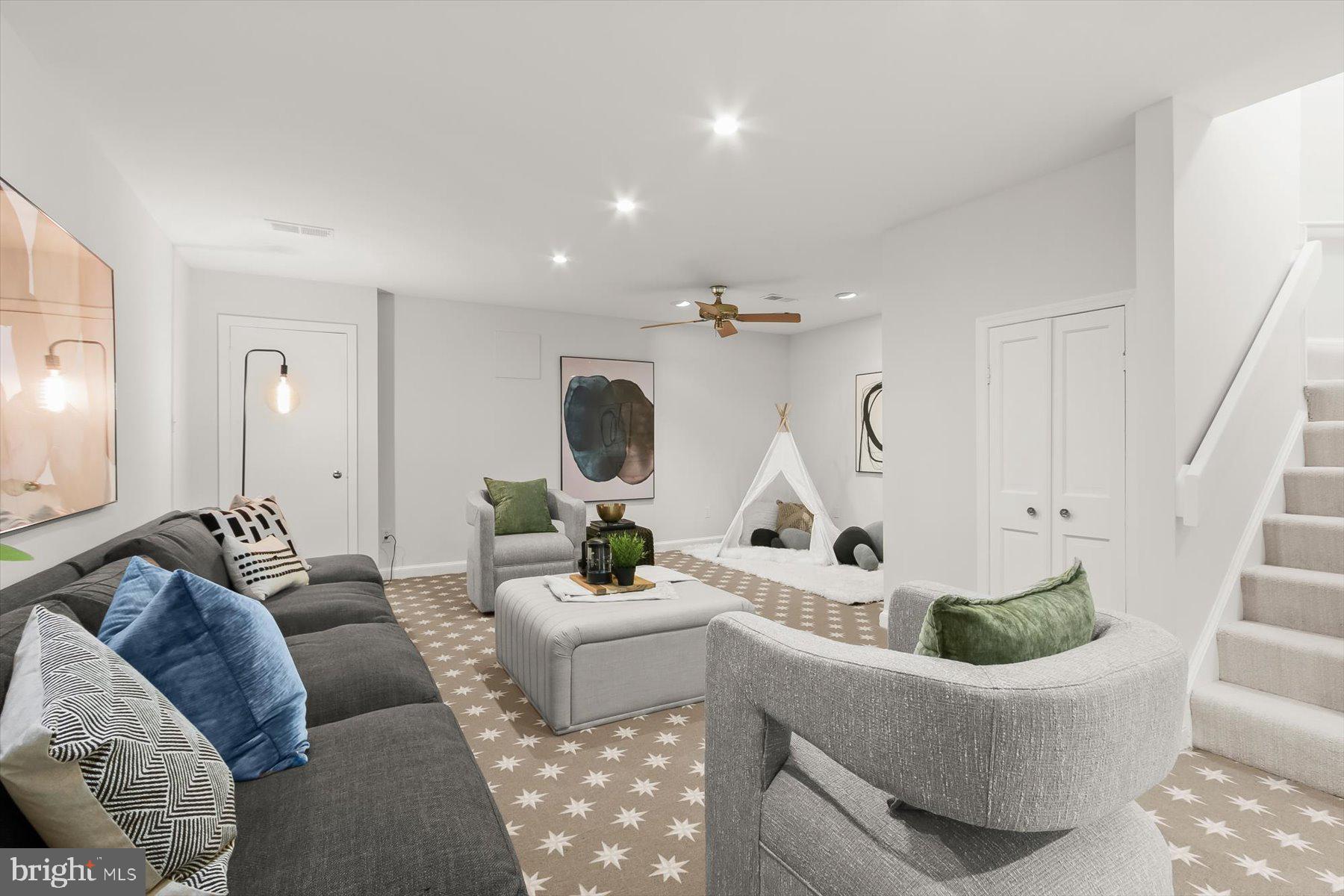 4297 Embassy Park Drive Northwest Washington, DC 20016 - Photo 26 of 40