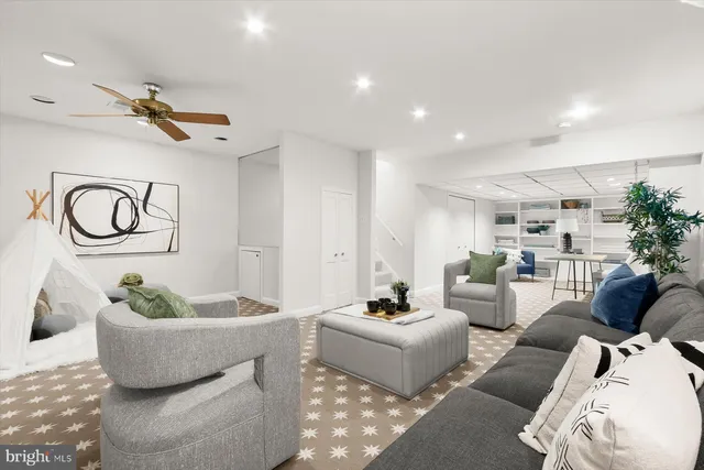 $1,199,000 | 4297 Embassy Park Drive Northwest, Washington, DC 20016