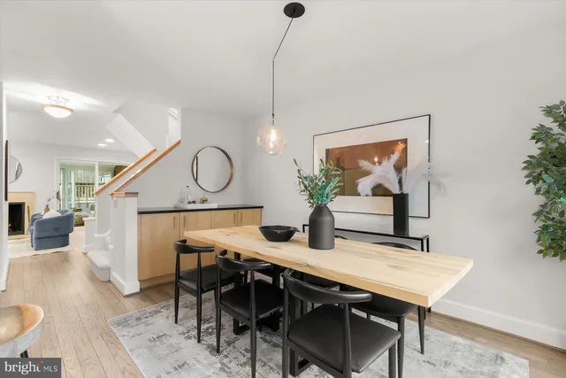 $1,199,000 | 4297 Embassy Park Drive Northwest, Washington, DC 20016