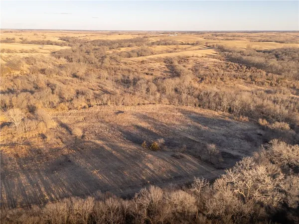 $183,000 | West 140th Avenue, Hatfield, MO 64458