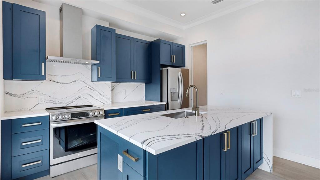 774 Gran Kaymen Way Apollo Beach, FL 33572 - Photo 7 of 35