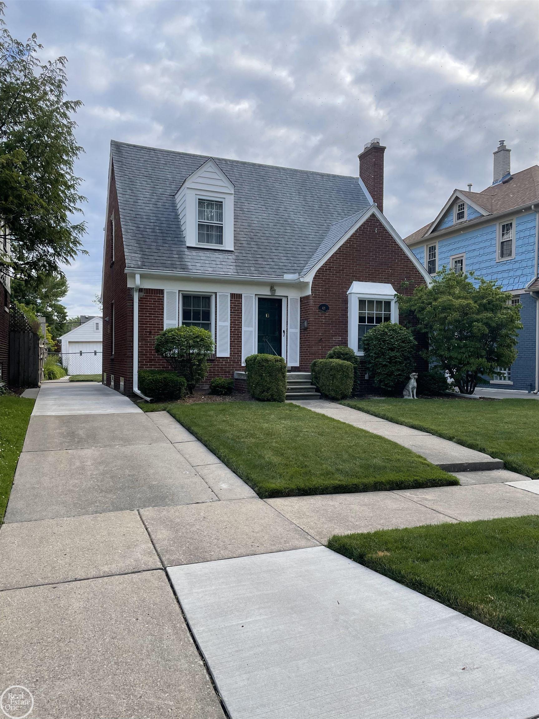 421 Cloverly Road Grosse Pointe, MI 48236 - Photo 4 of 31 50113463-3.JPG