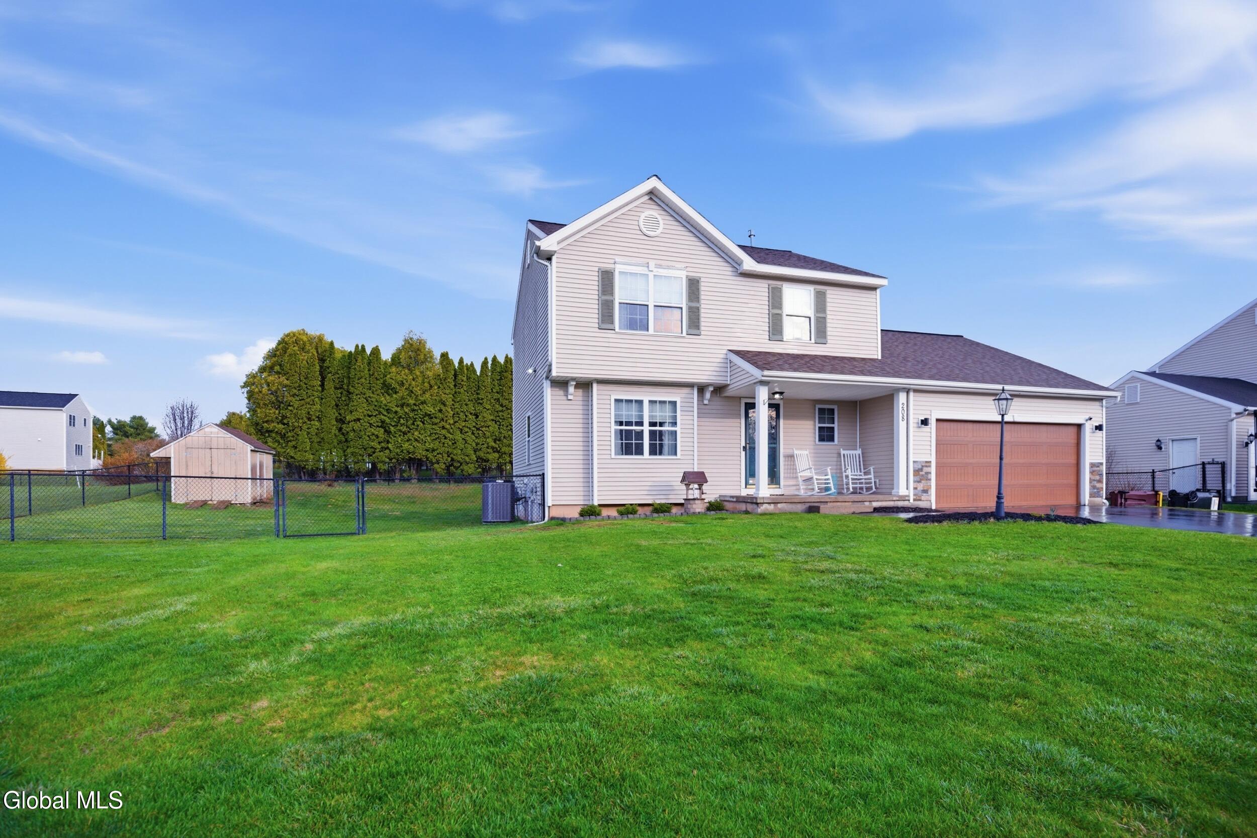 4_208 springdale way schenectady, ny 12
