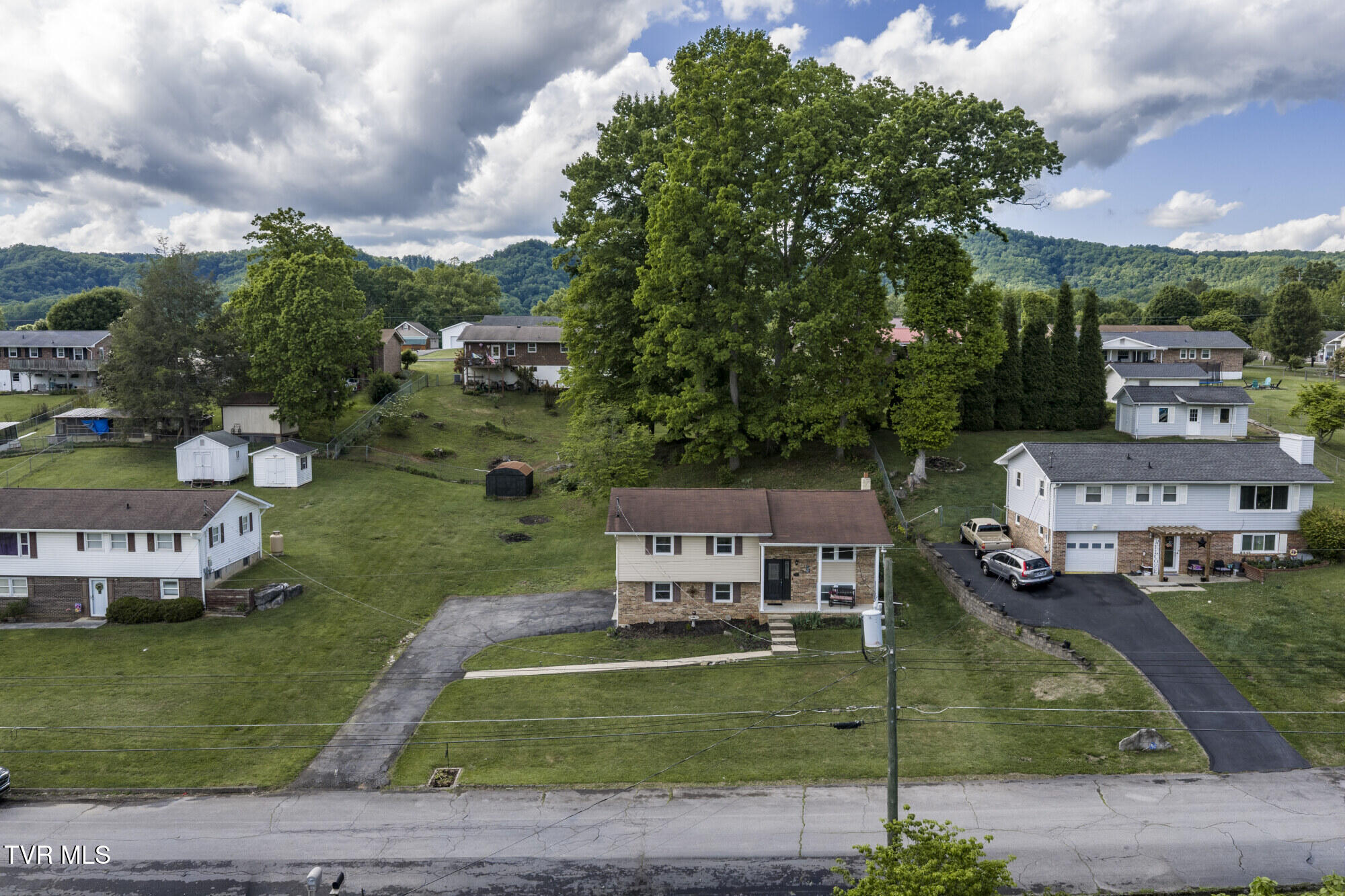 464 Springfield Drive Bristol, TN 37620 - Photo 51 of 58 Springfield-Aerial-6
