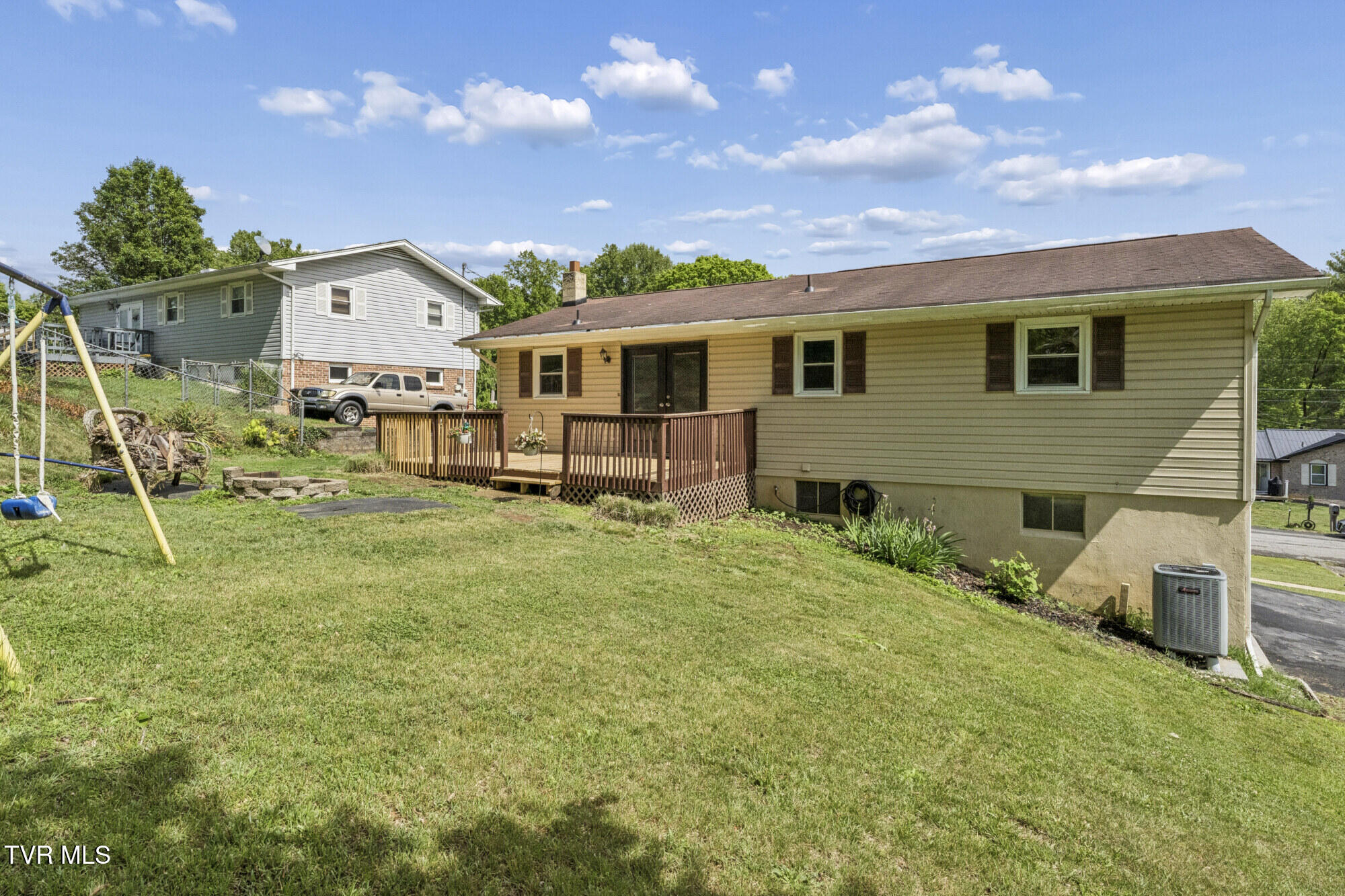 464 Springfield Drive Bristol, TN 37620 - Photo 56 of 58 Springfield-6