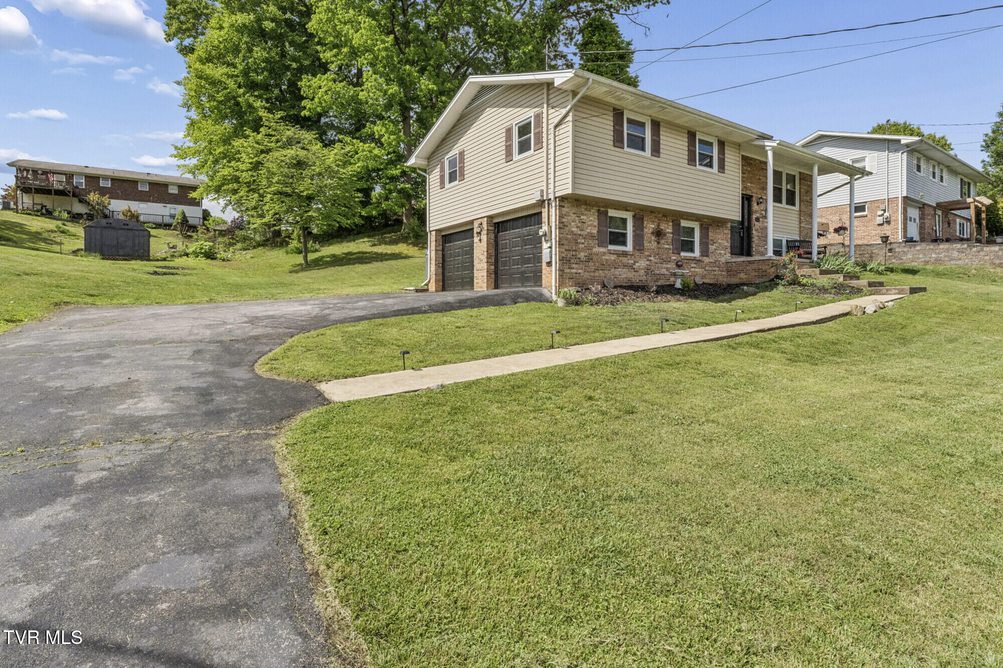 464 Springfield Drive Bristol, TN 37620 - Photo 58 of 58 Springfield-11