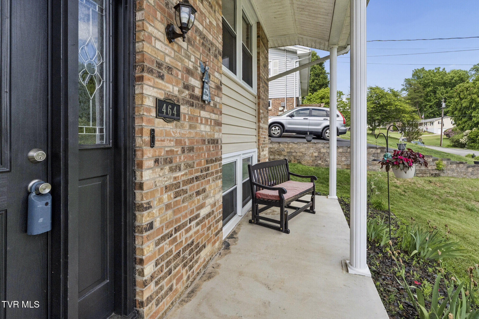 464 Springfield Drive Bristol, TN 37620 - Photo 6 of 58 Springfield-50