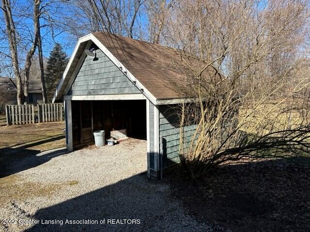 2368 Haslett Road East Lansing, MI 48823 - Photo 3 of 5 03
