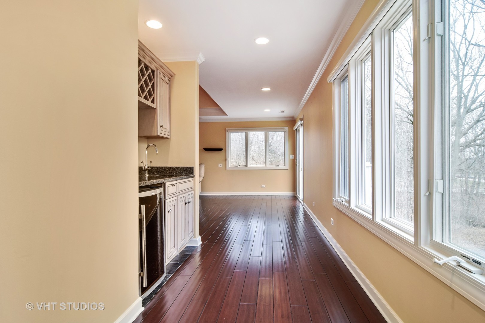 9N105 Corron Road Elgin, IL 60124 - Photo 8 of 21