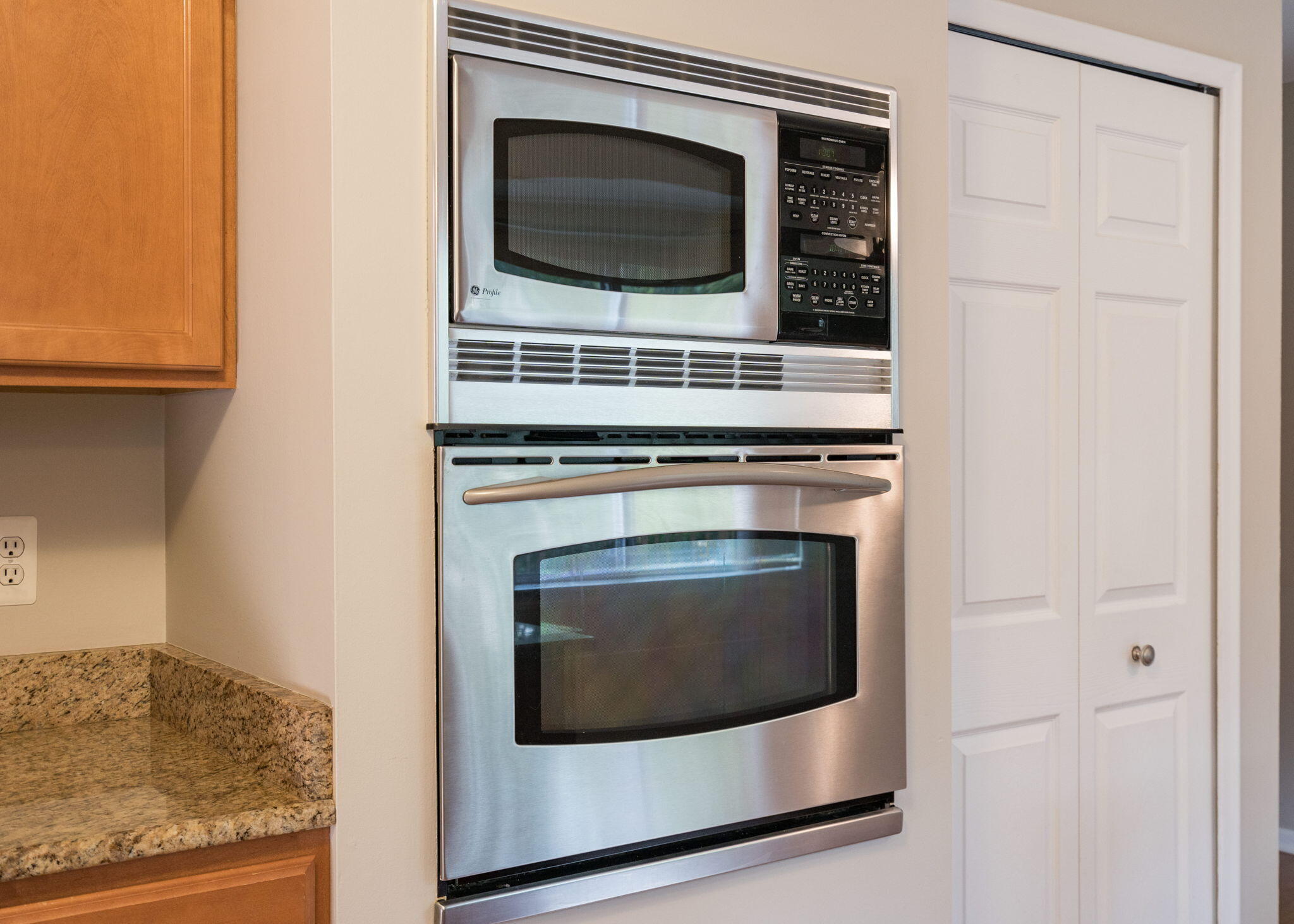 707 Rutgers Road Rochester Hills, MI 48309 - Photo 16 of 39 16