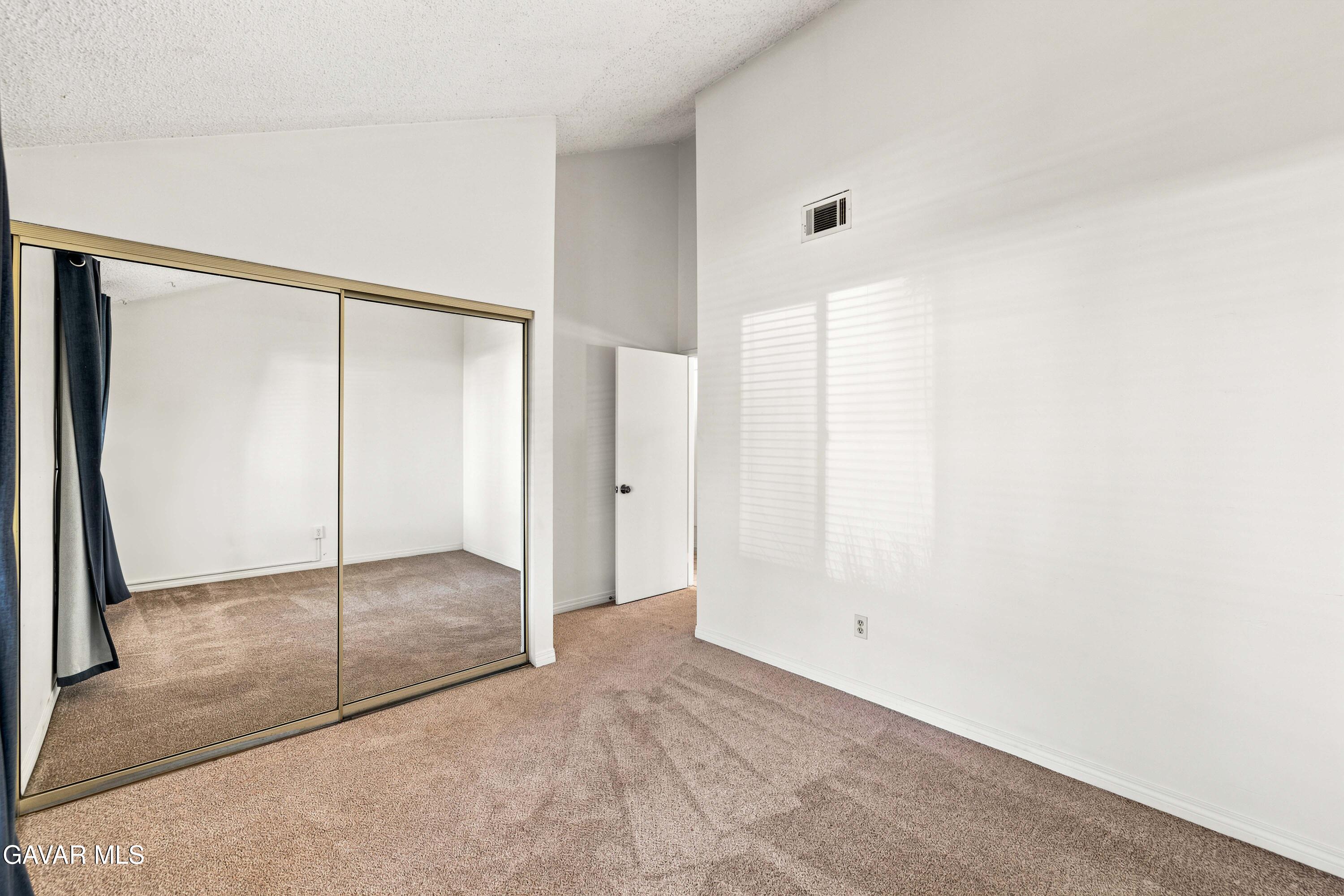 44330 Raysack Avenue Lancaster, CA 93535 - Photo 13 of 28 44330 Raysack Ave-13