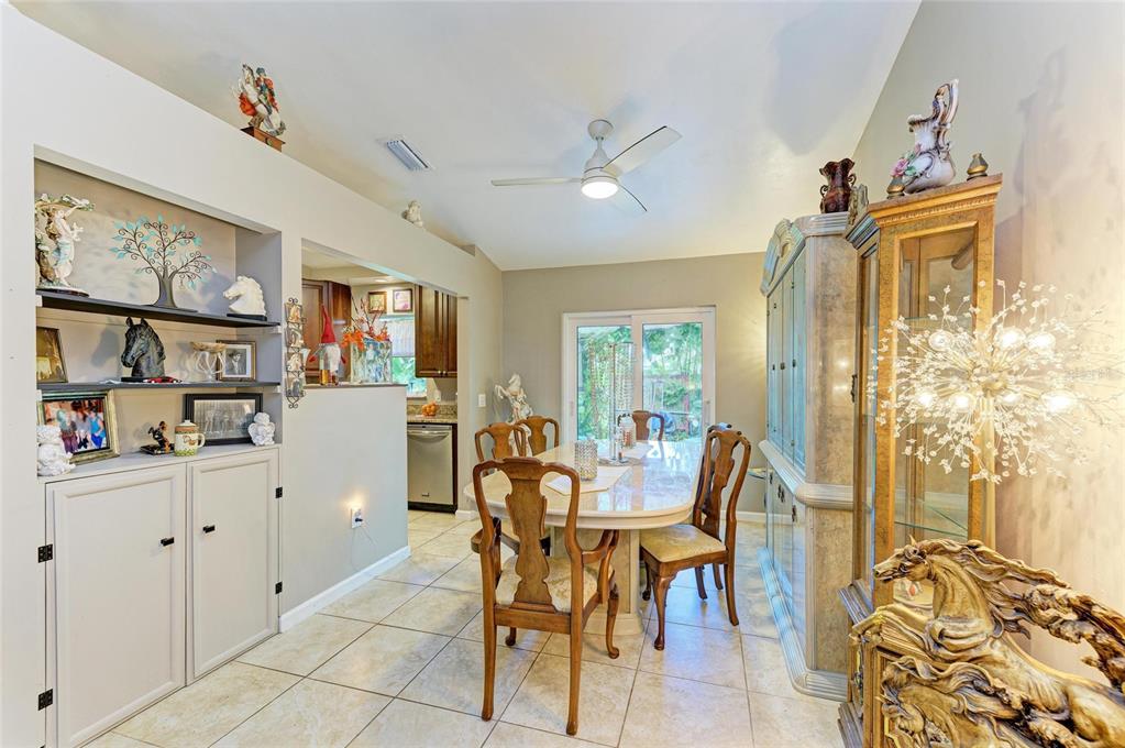 620 Burke Road Venice, FL 34293 - Photo 4 of 27