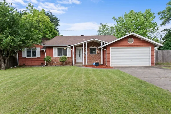 $399,000 | 2202 Canal Drive, Redding, CA 96001