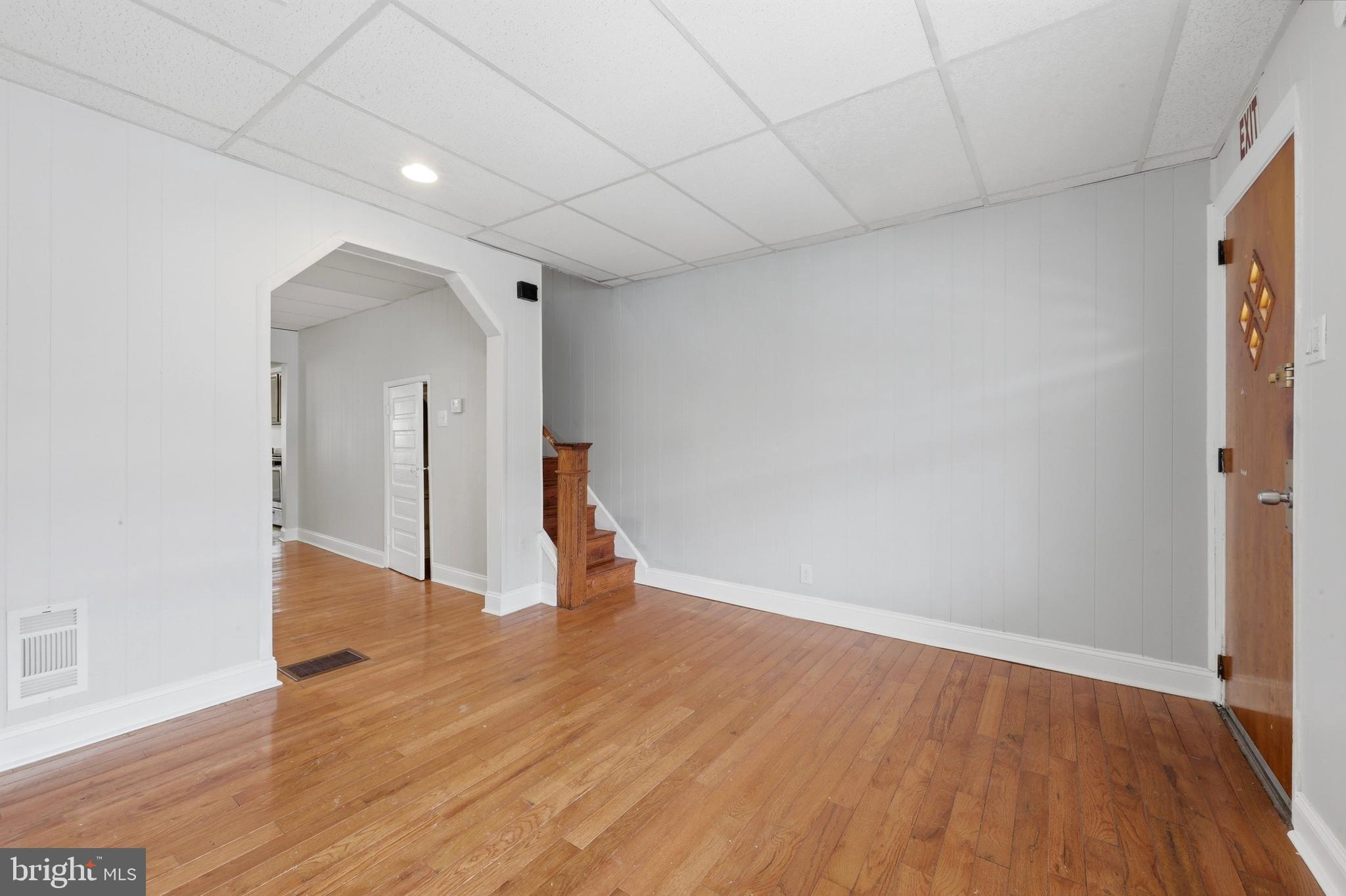 55 North Keystone Avenue Upper Darby, PA 19082 - Photo 2 of 14