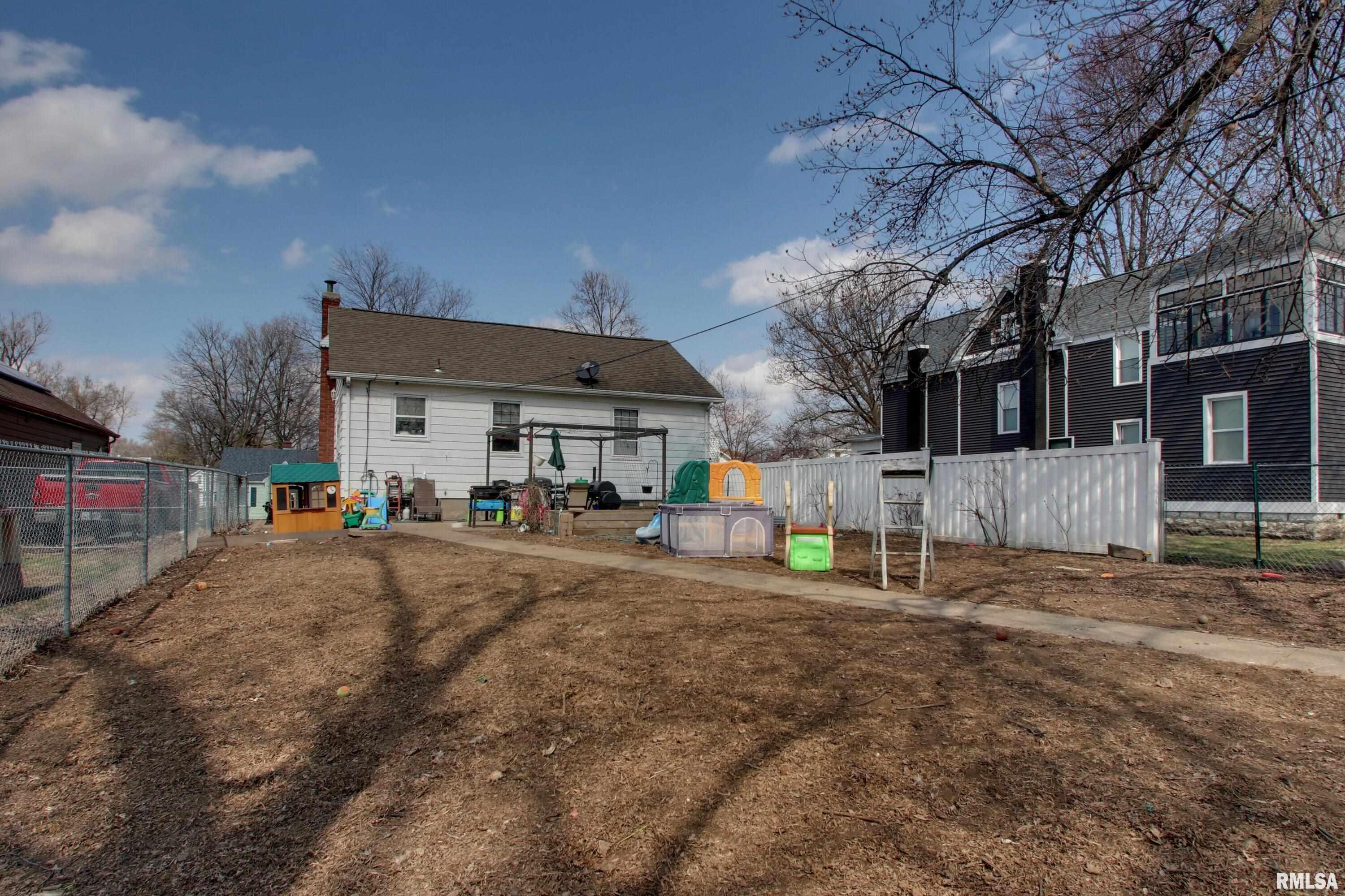 2066 Oak Street Quincy, IL 62301 - Photo 22 of 23