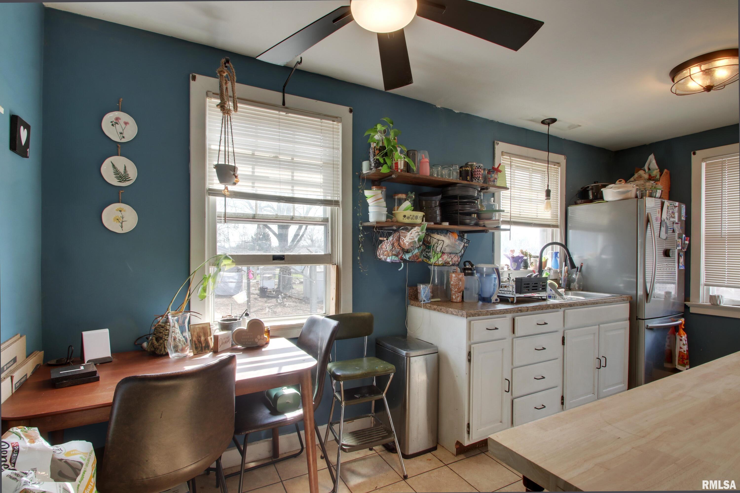 2066 Oak Street Quincy, IL 62301 - Photo 7 of 23